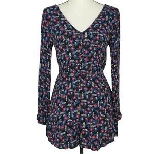 Lush Black Floral Romper Womens Sz S CrissCross Back Long Sleeve‎ Shorts Casual